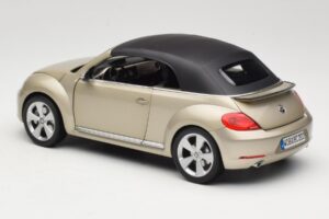 Volkswagen Beetle A5 Cabriolet Grey Kyosho 1:18 5C3099302P7W Diecast - image 7 of 8