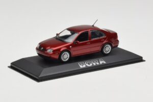 Volkswagen Bora Mk4 Red Metallic Minichamps 1:43 VW003 Diecast - image 2 of 4