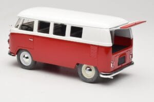 Volkswagen Combi T1 Red & White Solido 1:18 8031 Diecast - image 5 of 8
