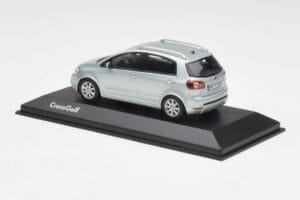 Volkswagen Cross Golf Mk5 Silver Minichamps 1:43 400054370 Diecast - image 3 of 4