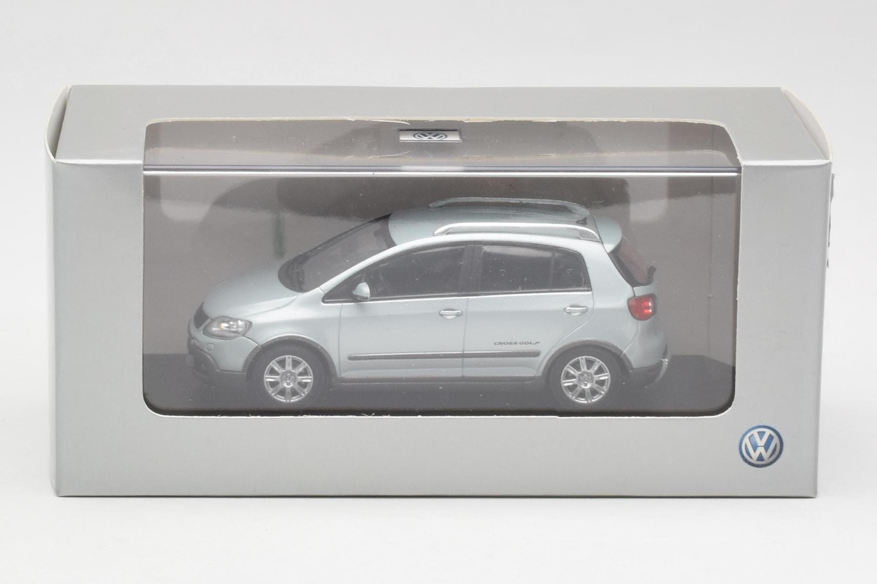 Minichamps Volkswagen Cross Golf Mk5 1:43 Diecast