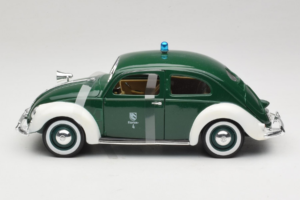 Volkswagen Export Sedan Police Maisto 1:18 56004 Diecast - image 3 of 6