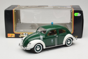 Volkswagen Export Sedan Police Maisto 1:18 56004 Diecast - image 6 of 6