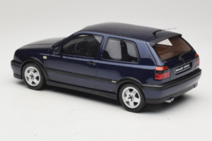 Volkswagen Golf Mk3 VR6 Dark Blue Otto 1:18 OT046 Resin - image 5 of 6