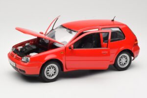 Volkswagen Golf Mk4 GTI Red Revell 1:18 08943 Diecast - image 2 of 8