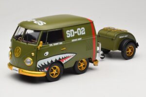 Volkswagen Kool Kombi Army Fighter Green Solido 1:18 S1810901 Diecast