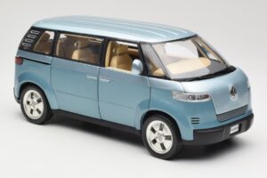 Volkswagen Microbus Concept Light Green Revell 1:18 08444 Diecast - image 6 of 8