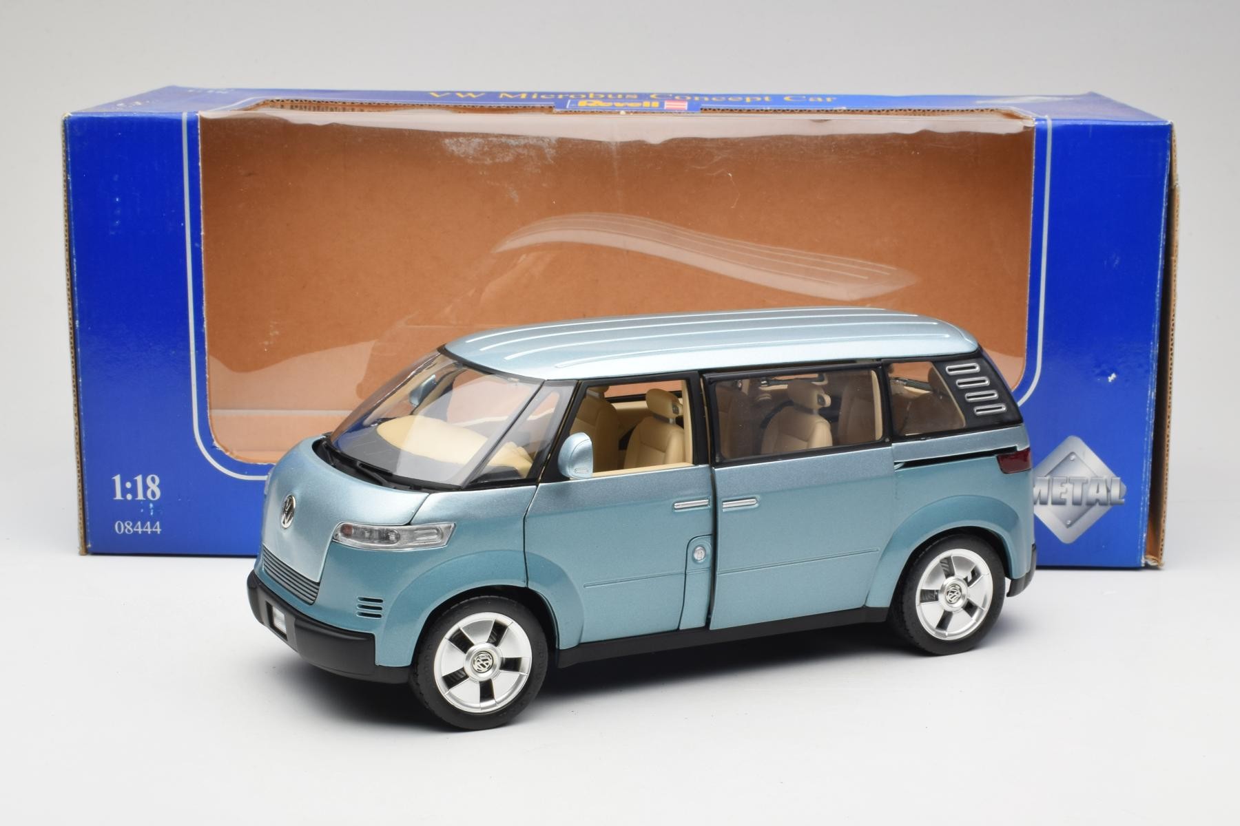 Revell VW Microbus Concept 1:18 Diecast Light Green