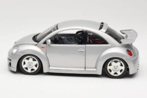 Volkswagen New Beetle RSi Silver Bburago 1:18 3306 Diecast - image 4 of 8