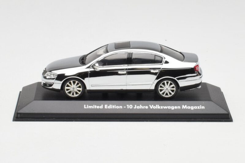 Volkswagen Passat B6 Chrome Silver 10 Years Volkswagen Magazine Minichamps 1:43 PASSAT004 Diecast