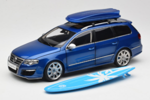 Volkswagen Passat B6 R36 Variant Blue NZG 1:18 KF044 Diecast