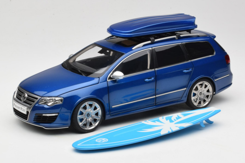 Volkswagen Passat B6 R36 Variant Blue NZG 1:18 Volkswagen Passat B6 R36 Variant Blue NZG 1:18 KF044 Diecast