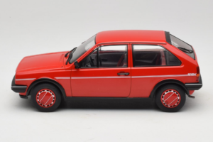 Volkswagen Polo II Coupe Fox MCG 1:18 MCG18523 Diecast - image 3 of 6