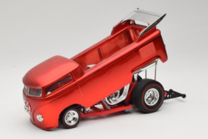 Volkswagen T1 Truck Red Hot Wheels 1:18 J2895 Diecast - image 2 of 8