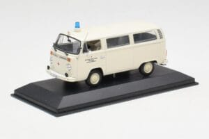 Volkswagen T2 Ambulance DRK Minichamps 1:43 400053090 Diecast - image 2 of 4