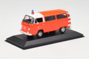 Volkswagen T2 Bus Fire Department Frankfurt Minichamps 1:43 400053091-R Diecast - image 2 of 4