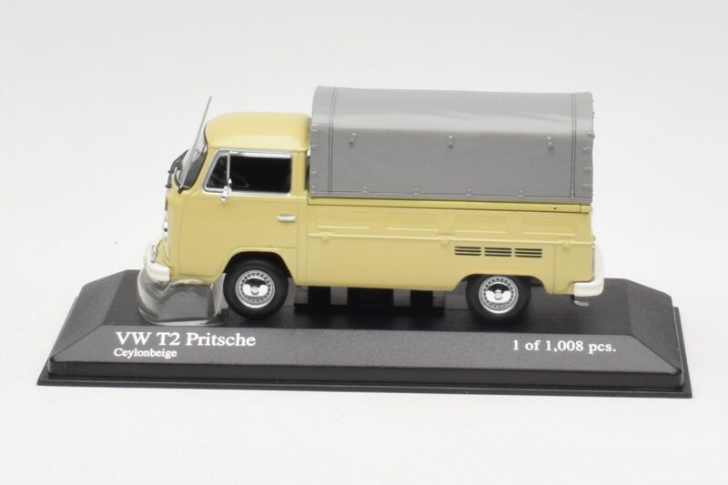 Volkswagen T2 Flatbed Beige Minichamps 1:43 Volkswagen T2 Flatbed Beige Minichamps 1:43 400053204 Diecast