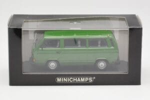 Volkswagen T3 Bus Green Minichamps 1:43 400055000 Diecast - image 4 of 4