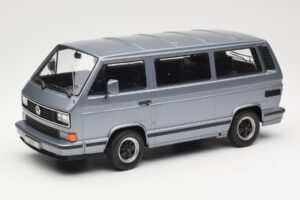 Volkswagen T3 Porsche B32 Minibus Blue KK-Scale 1:18 KKDC180221 Diecast