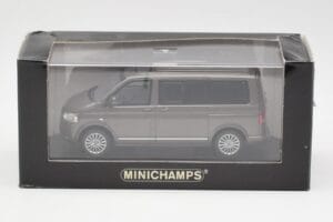 Volkswagen T5 Bus Bronze Metallic Minichamps 1:43 4039378412203 Diecast - image 4 of 4