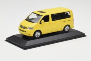 Volkswagen T5 Bus Yellow Minichamps 1:43 842902111 Diecast - image 2 of 4