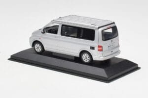 Volkswagen T5 California Silver Minichamps 1:43 7H8099300GPA7W Diecast - image 3 of 4
