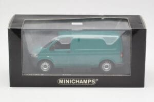 Volkswagen T5 Transporter Green Minichamps 1:43 400052261 Diecast - image 4 of 4