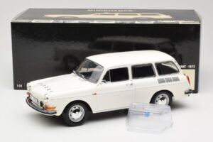 Volkswagen Type 3 1600 L Variant Police Minichamps 1:18 100051091 Diecast - image 8 of 8