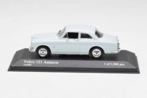 Volvo 121 Amazon Bright Blue Minichamps 1:43 430171007 Diecast