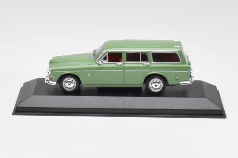 Volvo 121 Amazon Estate Green Minichamps 1:43 Volvo 121 Amazon Estate Green Minichamps 1:43 430171012 Diecast