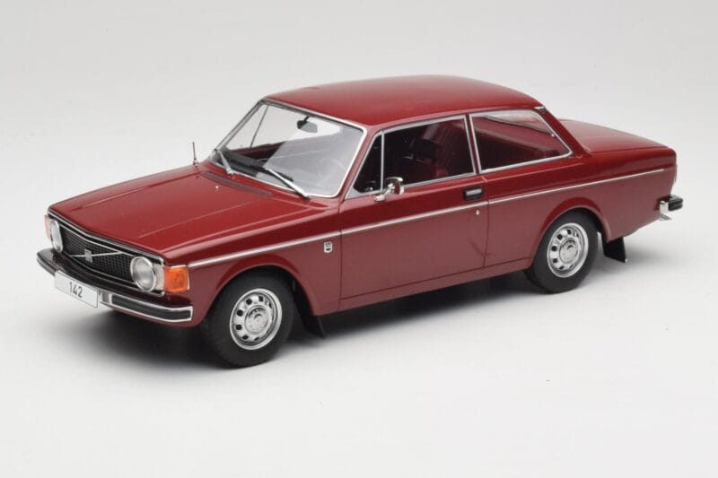 Volvo 142 Dark Red MCG 1:18 MCG18443 Diecast
