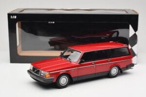Volvo 240 GL Estate Red Minichamps 1:18 155171411 Diecast - image 6 of 6