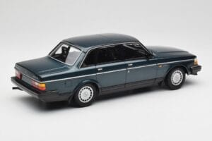 Volvo 240 GL Petrol Metallic Minichamps 1:18 155171407 Diecast - image 2 of 6