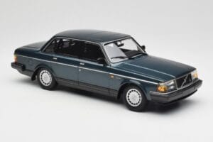 Volvo 240 GL Petrol Metallic Minichamps 1:18 155171407 Diecast - image 4 of 6