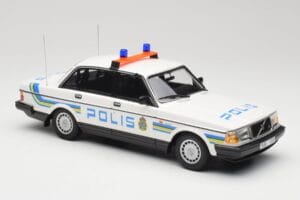 Volvo 240 GL Polis Sweden Minichamps 1:18 155171490 Diecast - image 4 of 6