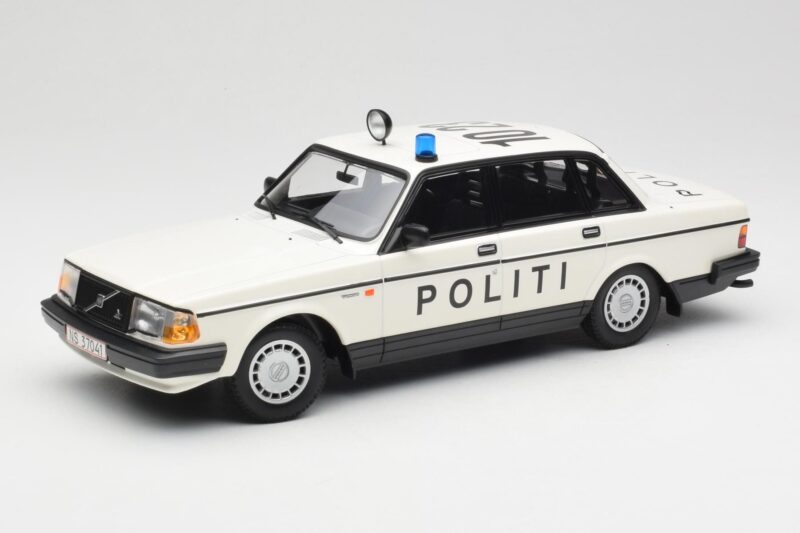 Volvo 240 GL Politi Denmark Minichamps 1:18 155171495 Diecast