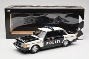 Volvo 240 GL Politi Norway Black Minichamps 1:18 155171496 Diecast - image 6 of 6