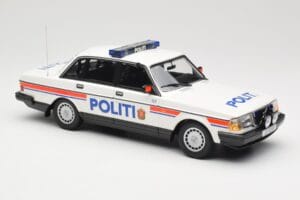 Volvo 240 GL Politi Norway Minichamps 1:18 155171491 Diecast - image 4 of 6
