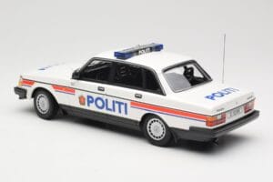 Volvo 240 GL Politi Norway Minichamps 1:18 155171491 Diecast - image 5 of 6