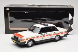 Volvo 240 GL Politie Netherlands Minichamps 1:18 155171498 Diecast - image 6 of 6