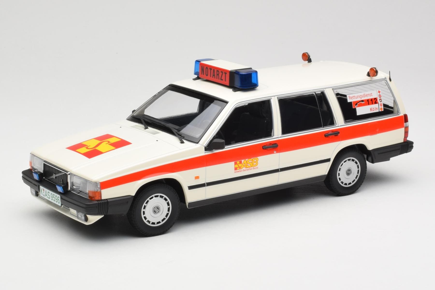 Volvo 740 GL Break ASB Köln Minichamps 1:18