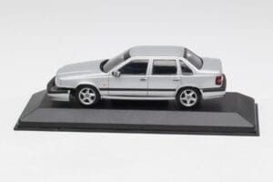 Volvo 850 Silver Minichamps 1:43 430171402 Diecast