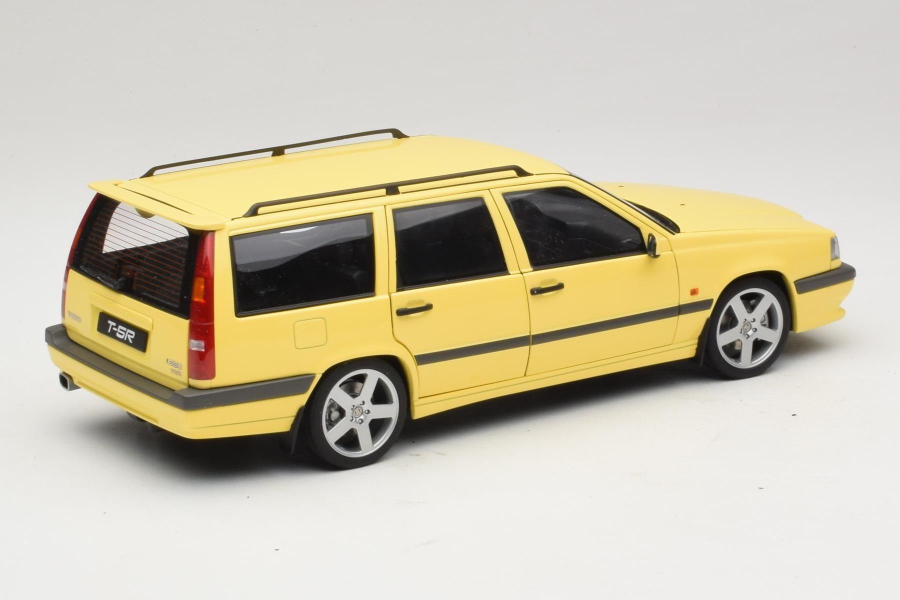 ミニカー AUTOart 1/18 VOLVO 850R ESTATE volvo-850-t-5r-estate-cream-