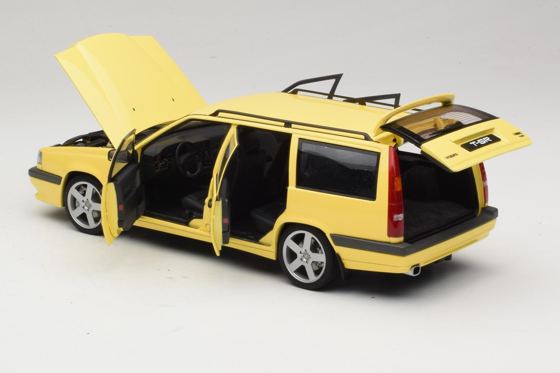 AUTOart Volvo 850 T-5R Estate 1:18 Cream Yellow
