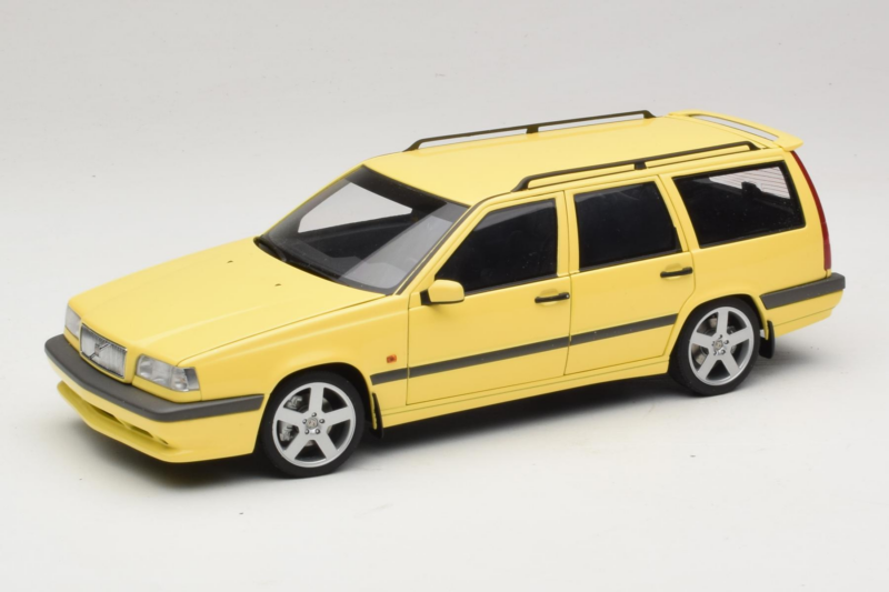 Volvo 850 T-5R Estate Cream Yellow AUTOart 1:18 Volvo 850 T-5R Estate Cream Yellow AUTOart 1:18 79506 Diecast