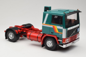 Volvo F1220 Green Red Road Kings 1:18 RK180032 Diecast - image 6 of 8