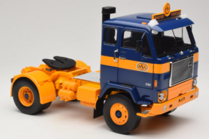 Volvo F88 Dark Blue Yellow MCG 1:18 MCG18140 Diecast - image 6 of 8
