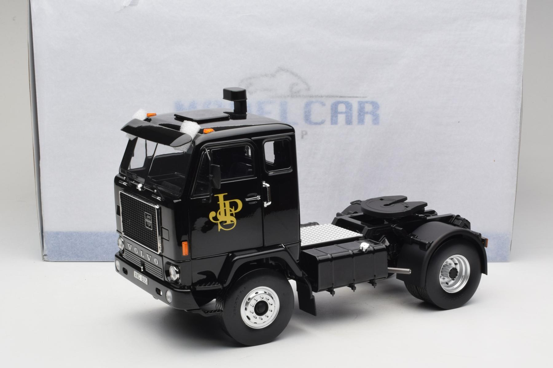 volvo-f88-john-player-special-