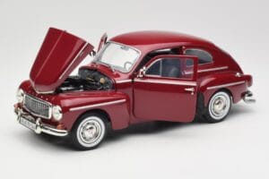 Volvo PV544 Cherry Red Revell 1:18 08887 Diecast - image 2 of 8
