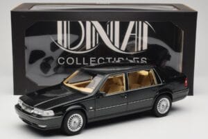 Volvo S90 Royal Green DNA 1:18 DNA000090 Diecast - image 6 of 6